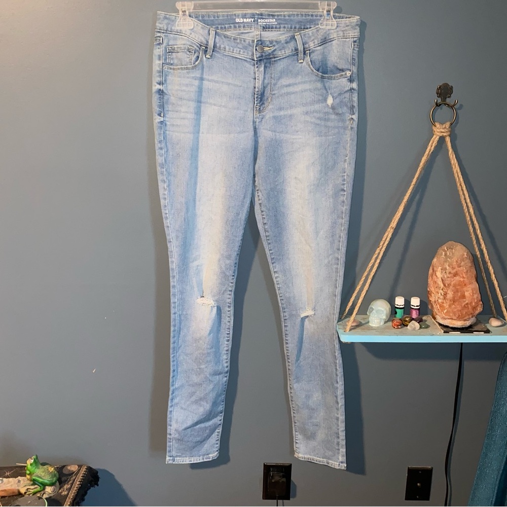 Women’s old navy lowrise rockstar jeans
